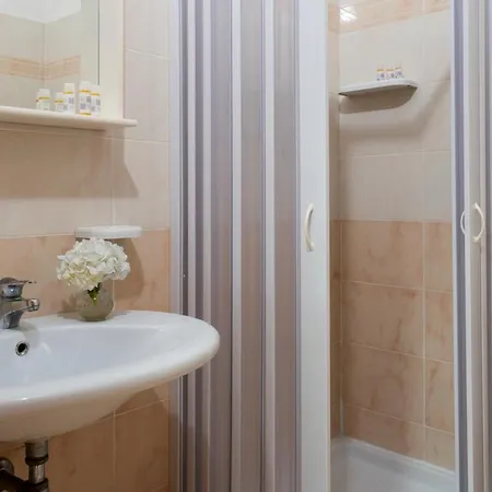 Semesteranläggning (resort) Madama Club Village