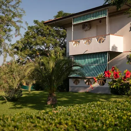 Resort Madama Club Village *