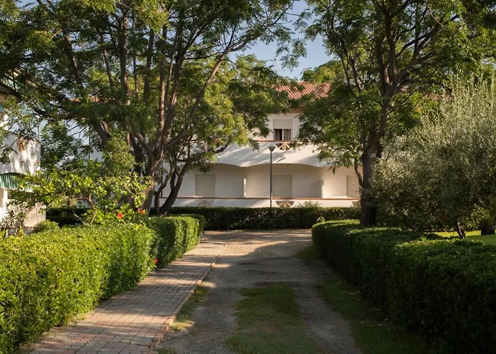 Madama Club Village 度假村 *