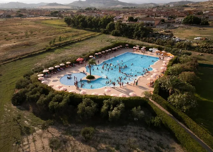 Madama Club Village 度假村 *