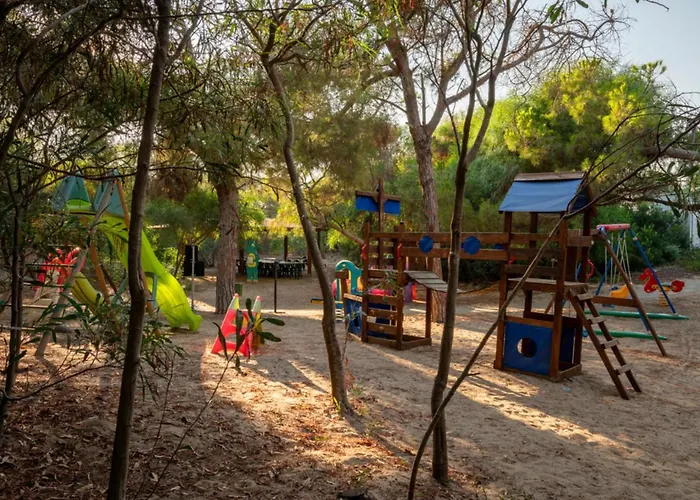 度假村 Madama Club Village