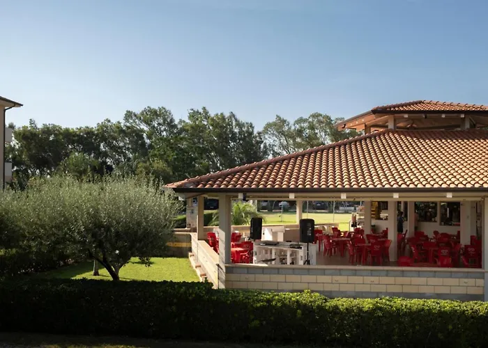 Madama Club Village 度假村 斯塔加托