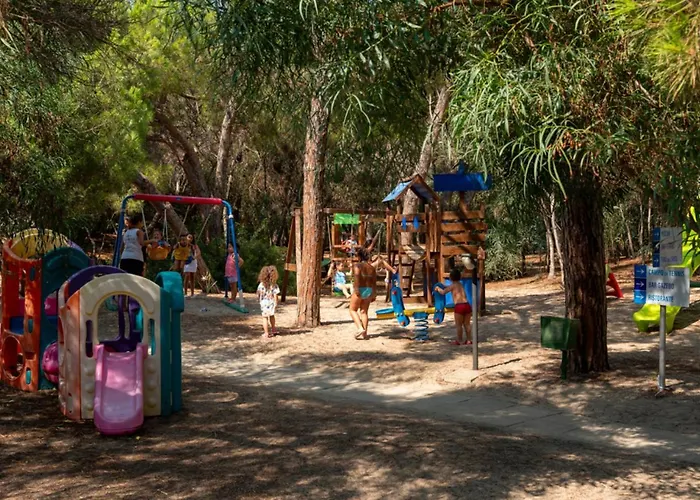 Madama Club Village 度假村 *