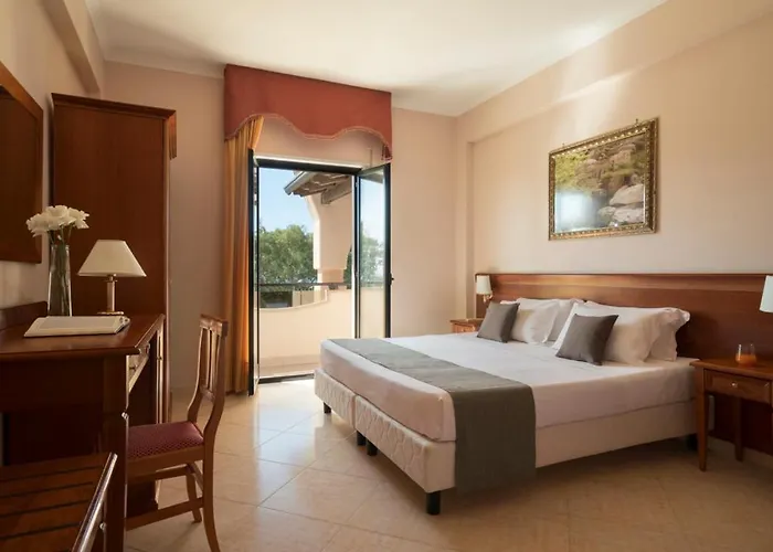 Madama Club Village *