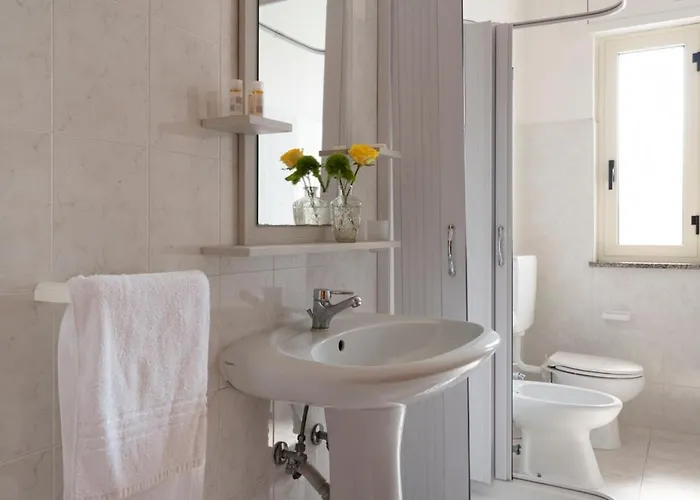 度假村 Madama Club Village *