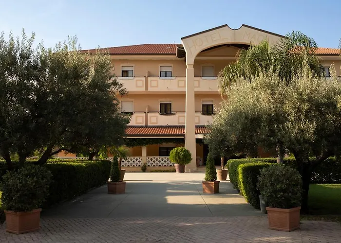 Madama Club Village 度假村 斯塔加托